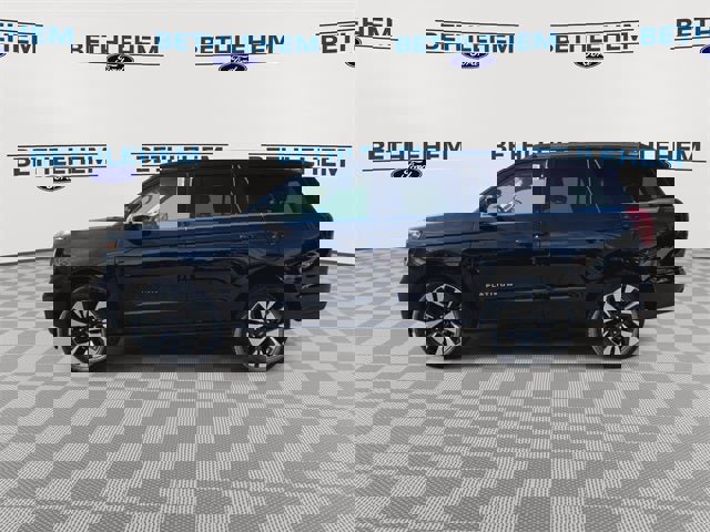 New 2025 Ford Expedition Platinum w/ Platinum Ultimate Package image 5