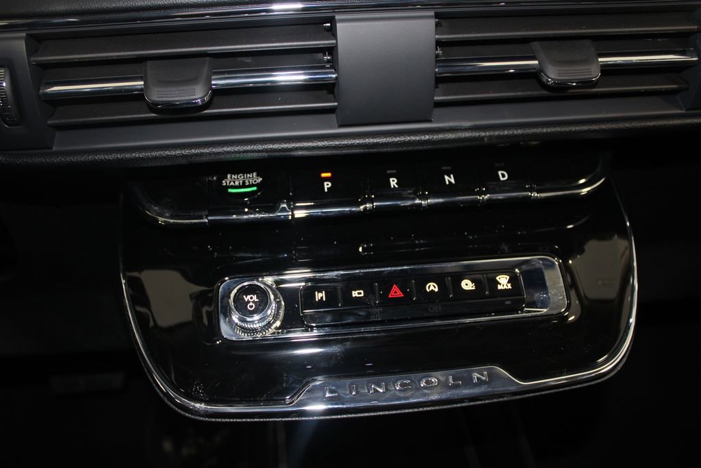 New 2026 Lincoln Corsair Premiere image 41