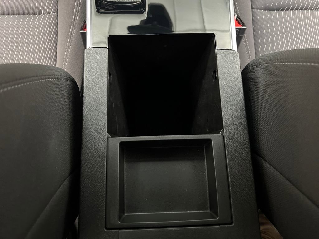 Used 2025 Chevrolet Equinox LT image 35