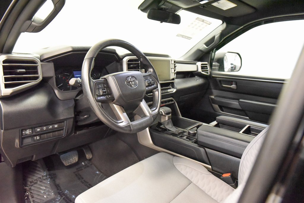 Used 2025 Toyota Tundra SR5 image 2