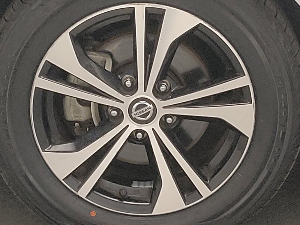 Used 2020 Nissan Sentra SV w/ Electronics Package FWD image 31