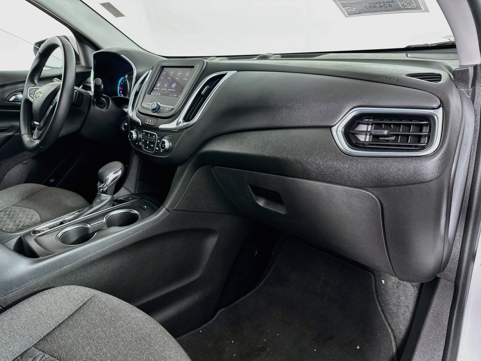 Used 2024 Chevrolet Equinox LT AWD/4WD image 30