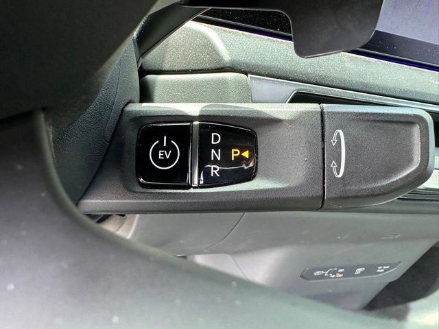 Used 2024 Kia EV9 GT-Line AWD/4WD image 44