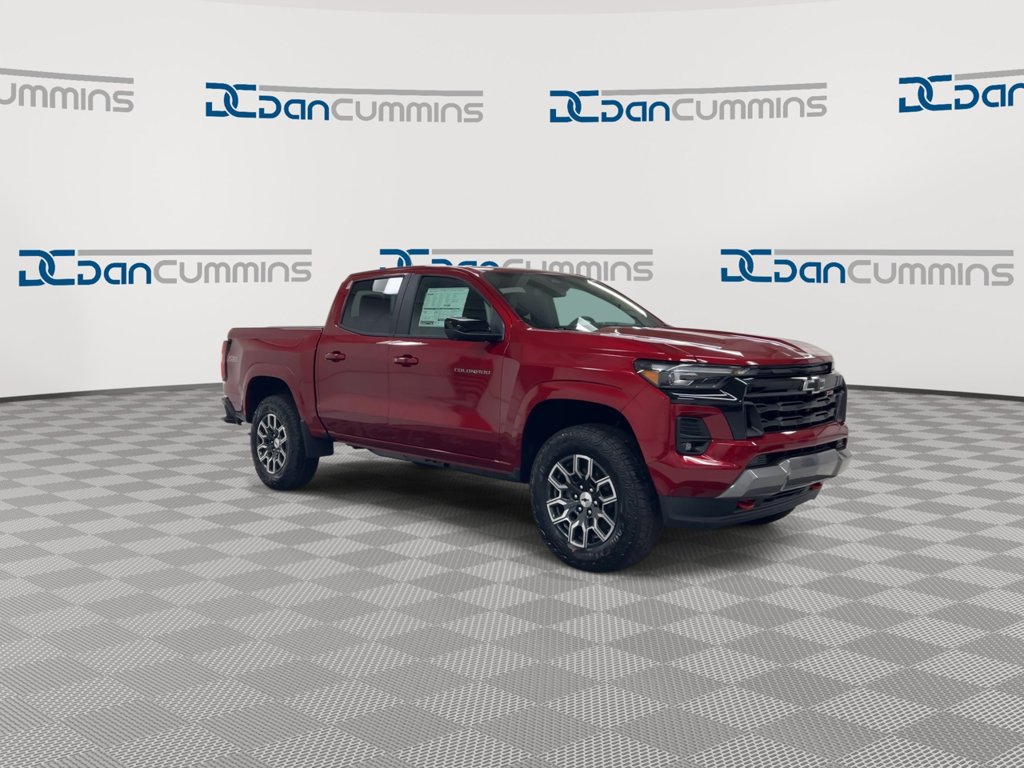 Used 2026 Chevrolet Colorado Z71 w/ Technology Package AWD/4WD image 2