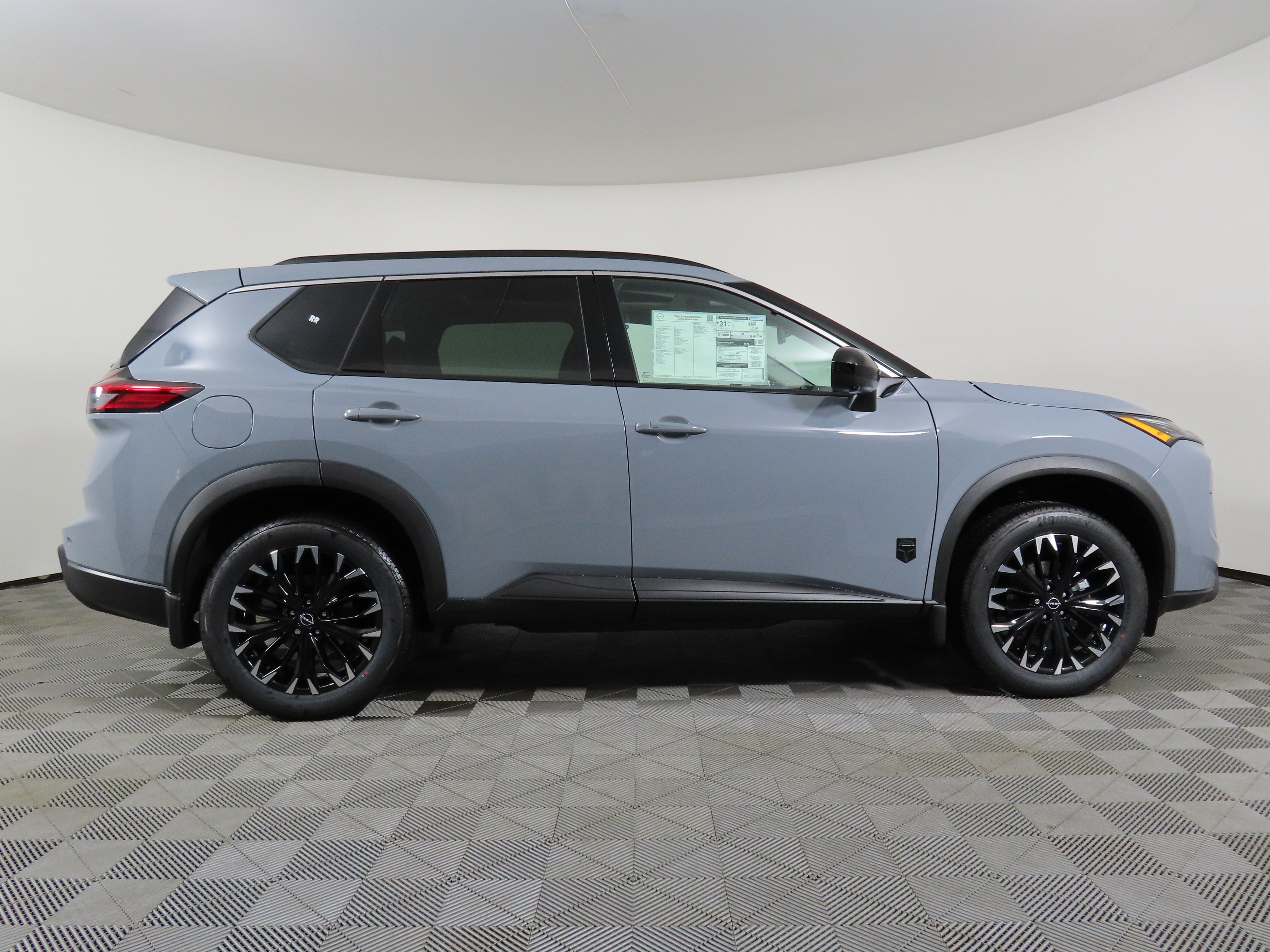 New 2026 Nissan Rogue Dark Armor AWD/4WD video 2