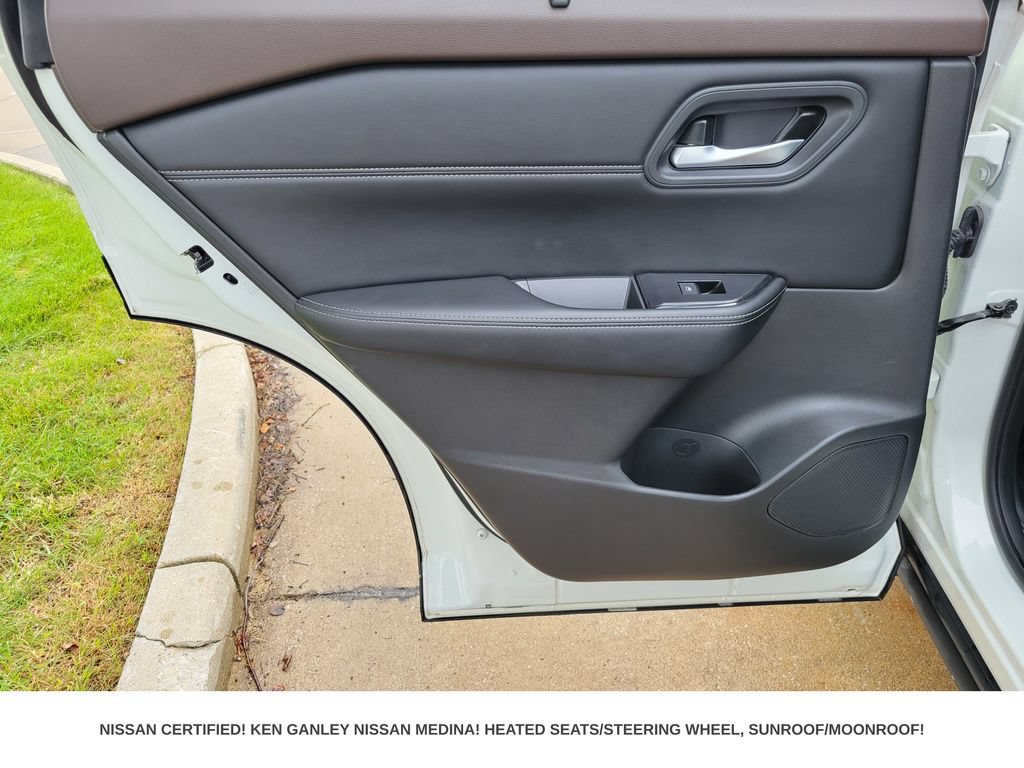 Certified 2023 Nissan Rogue SV w/ SV Premium B Package AWD/4WD image 44