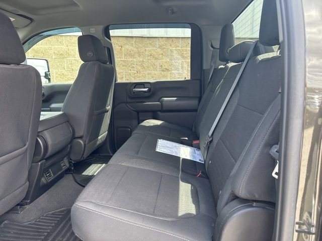 Used 2022 Chevrolet Silverado 2500 Custom w/ Custom Value Package AWD/4WD image 12