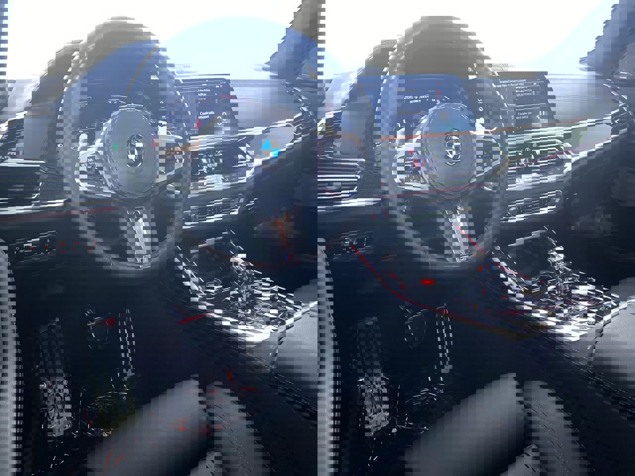 Used 2021 BMW X7 M50i w/ Executive Package image 2