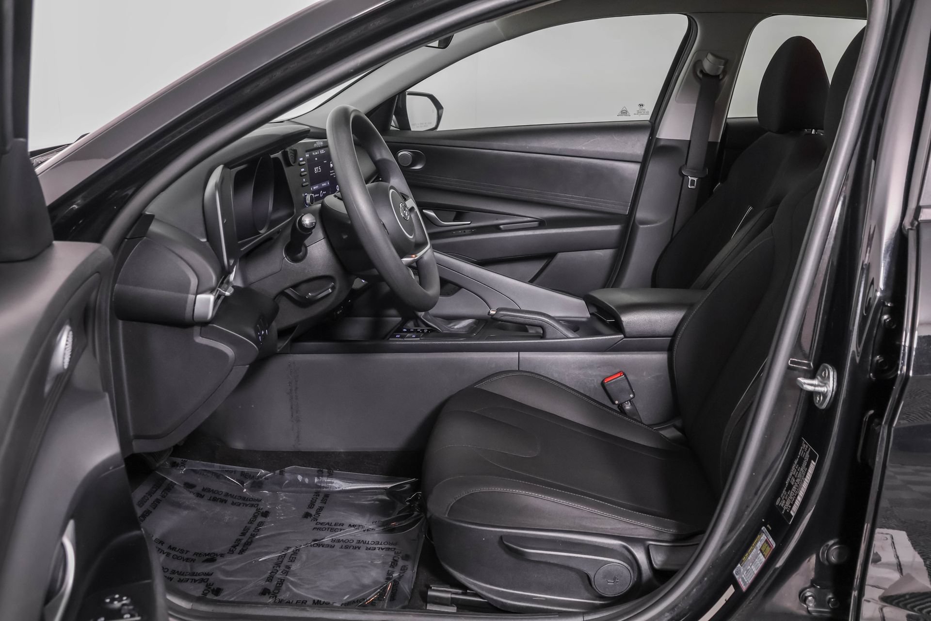 Used 2021 Hyundai Elantra SEL FWD image 7