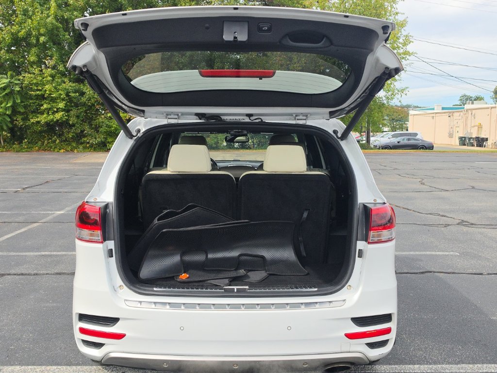 Used 2017 Kia Sorento SX AWD/4WD image 11