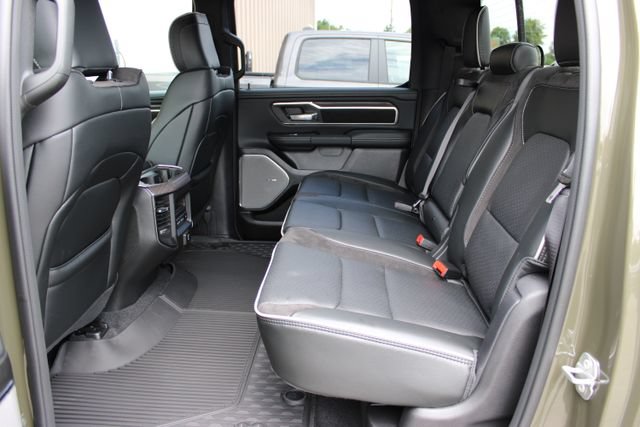 New 2027 RAM 1500 Laramie w/ Night Edition AWD/4WD image 43
