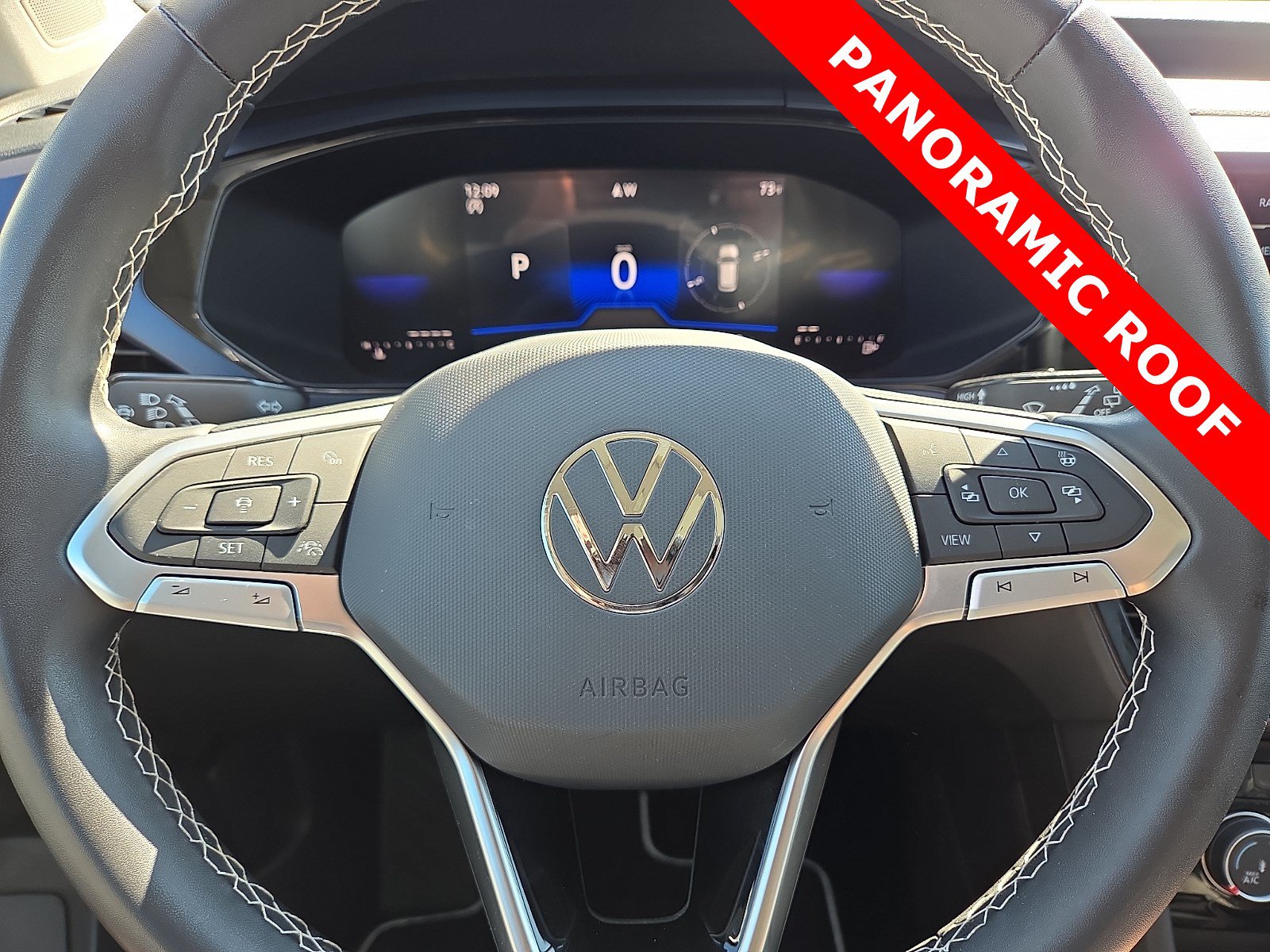 Used 2023 Volkswagen Taos SE w/ Panoramic Sunroof Package FWD image 24