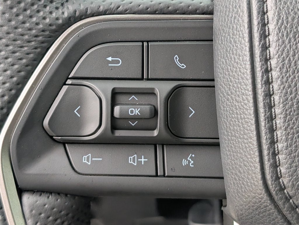 New 2026 Toyota Tacoma TRD Off-Road w/ TRD Off Road Premium Package AWD/4WD image 15