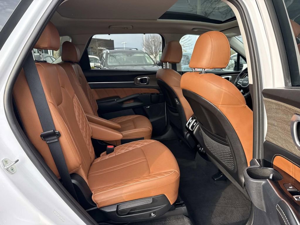 Used 2023 Kia Sorento SX Prestige AWD/4WD image 23