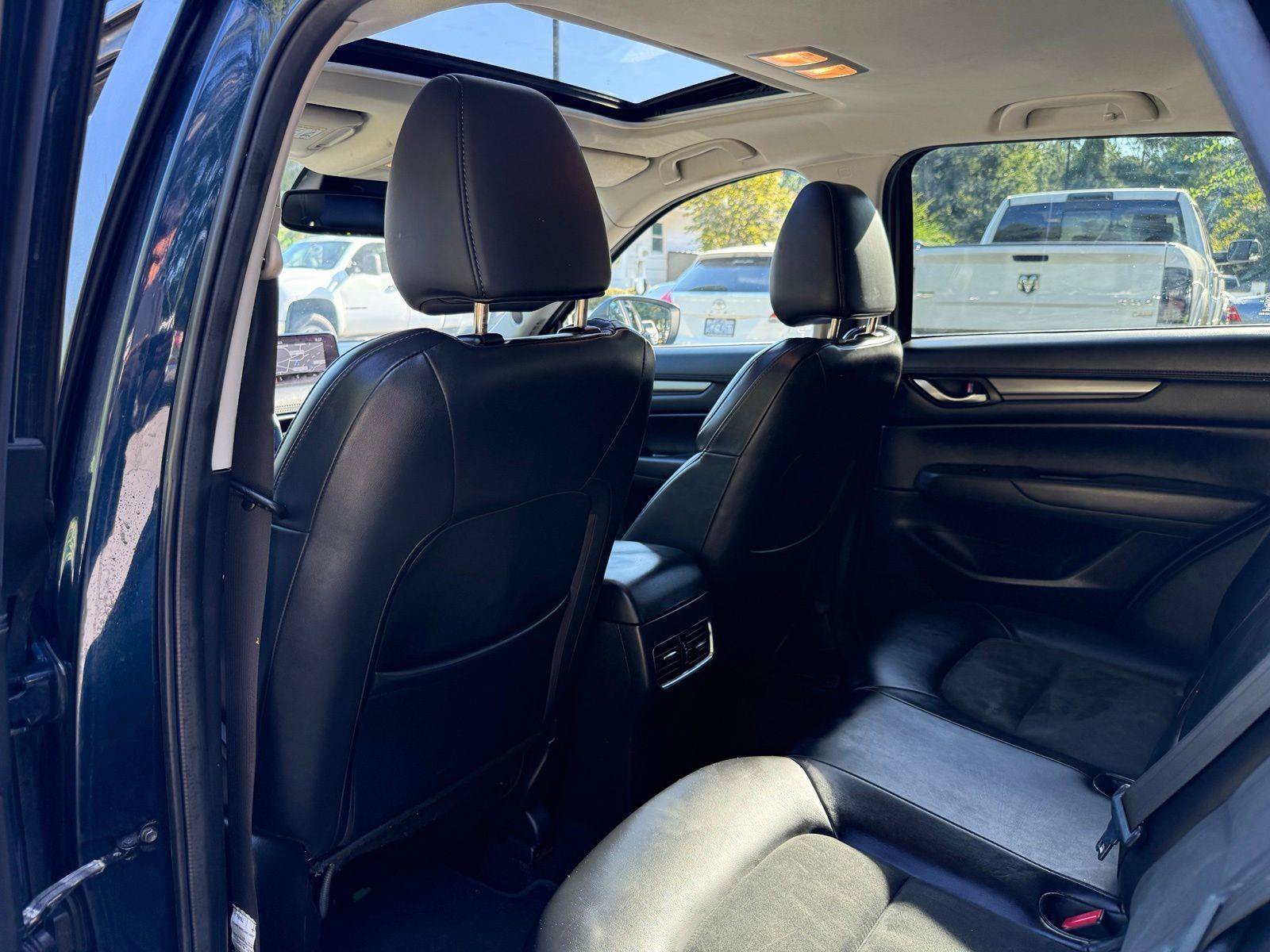 Used 2018 MAZDA CX-5 Touring w/ Preferred Equipment Package AWD/4WD image 25