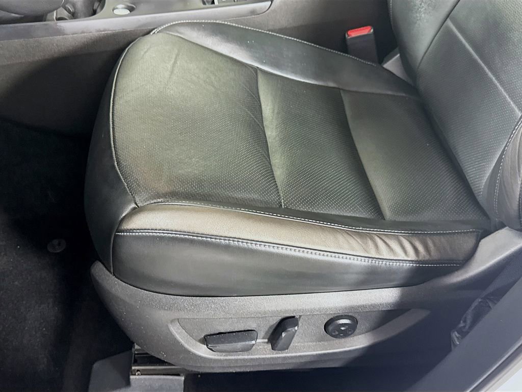 Certified 2023 INFINITI QX50 Luxe FWD image 24