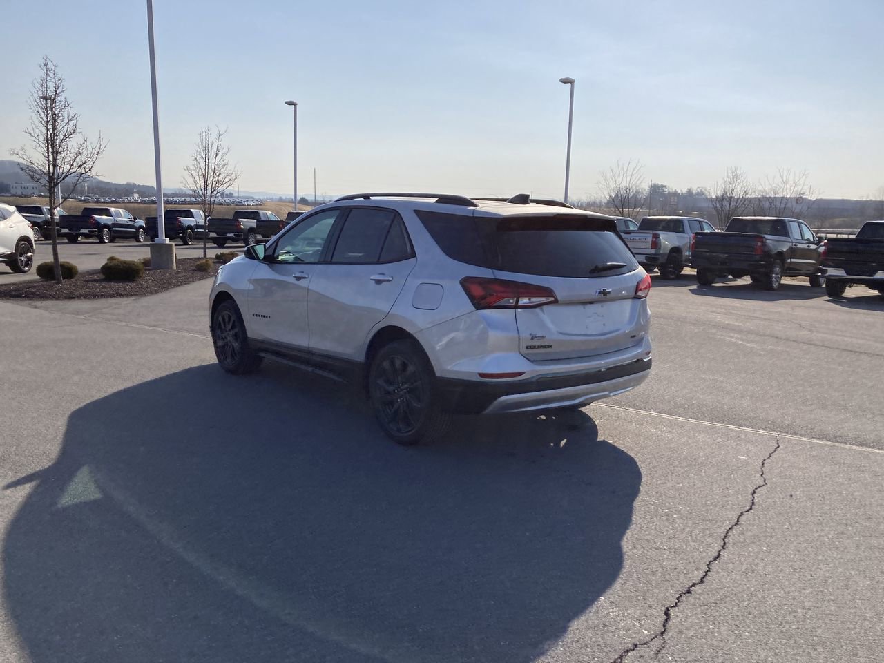 Used 2022 Chevrolet Equinox RS w/ LPO, Floor Liner Package AWD/4WD image 5