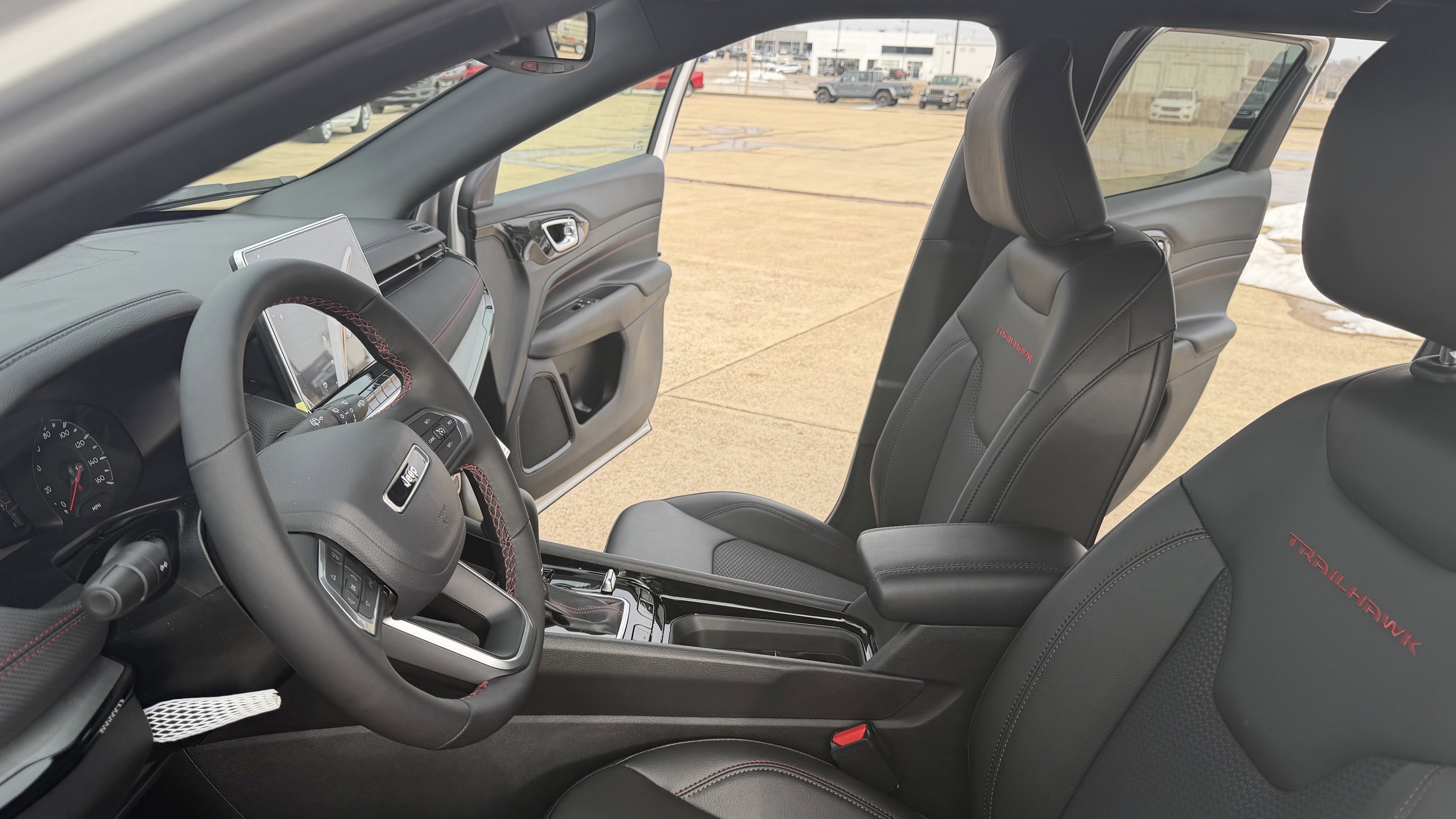 New 2026 Jeep Compass Trailhawk w/ Trailer Tow Group image 18