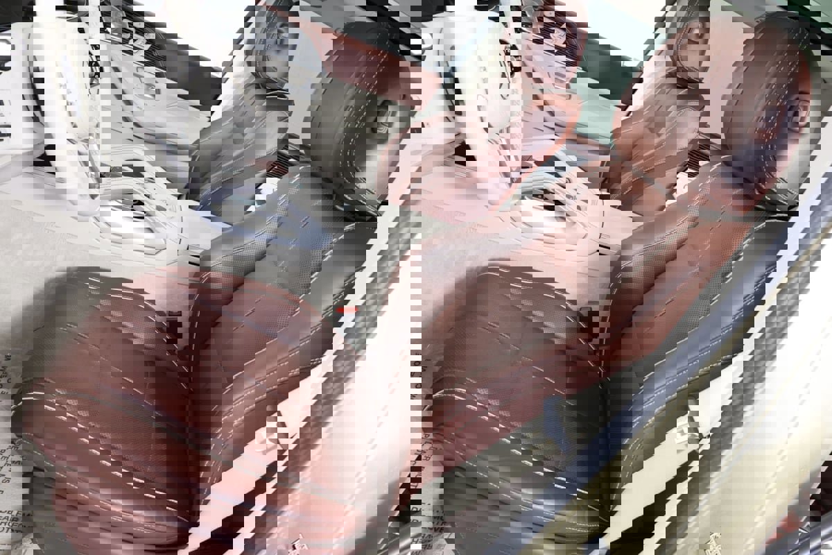 Used 2023 Mercedes-Benz Maybach GLS 600 4MATIC image 10