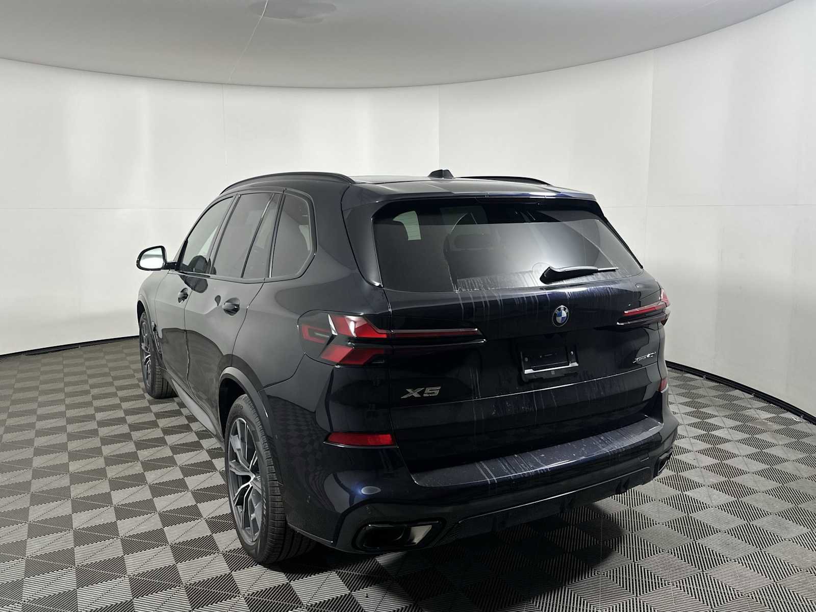 New 2026 BMW X5 xDrive40i image 3