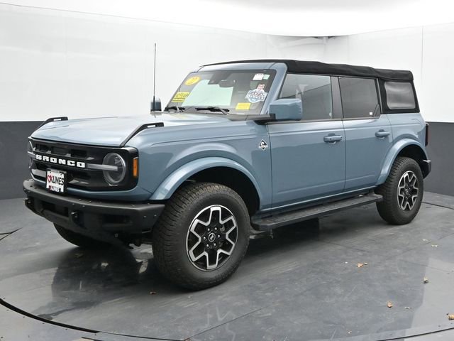 Used 2022 Ford Bronco Outer Banks image 6