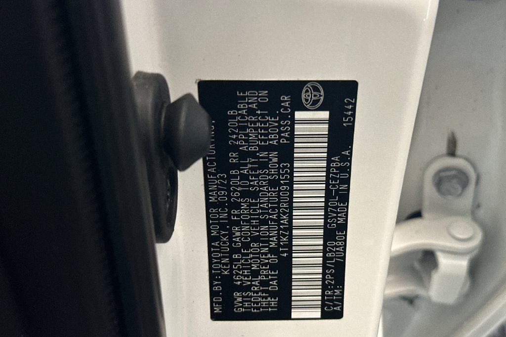 Used 2024 Toyota Camry XSE FWD image 27