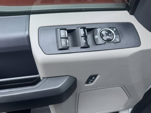 Used 2022 Ford F250 XL w/ Power Equipment Group AWD/4WD image 13