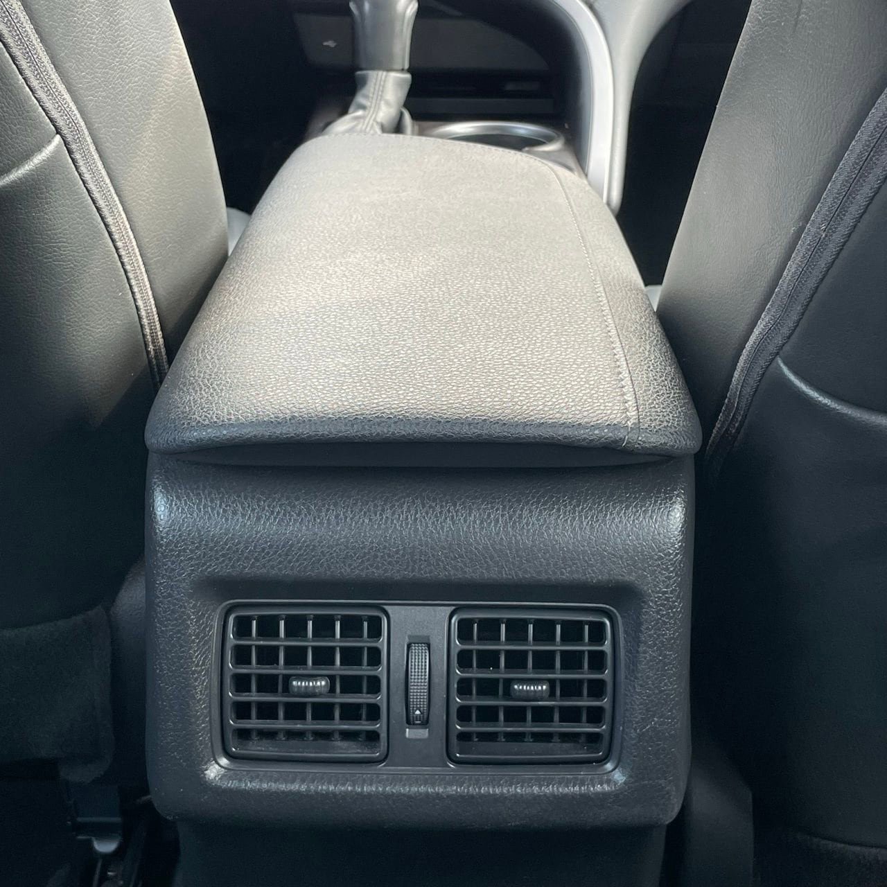 Used 2024 Toyota Camry XSE FWD image 25