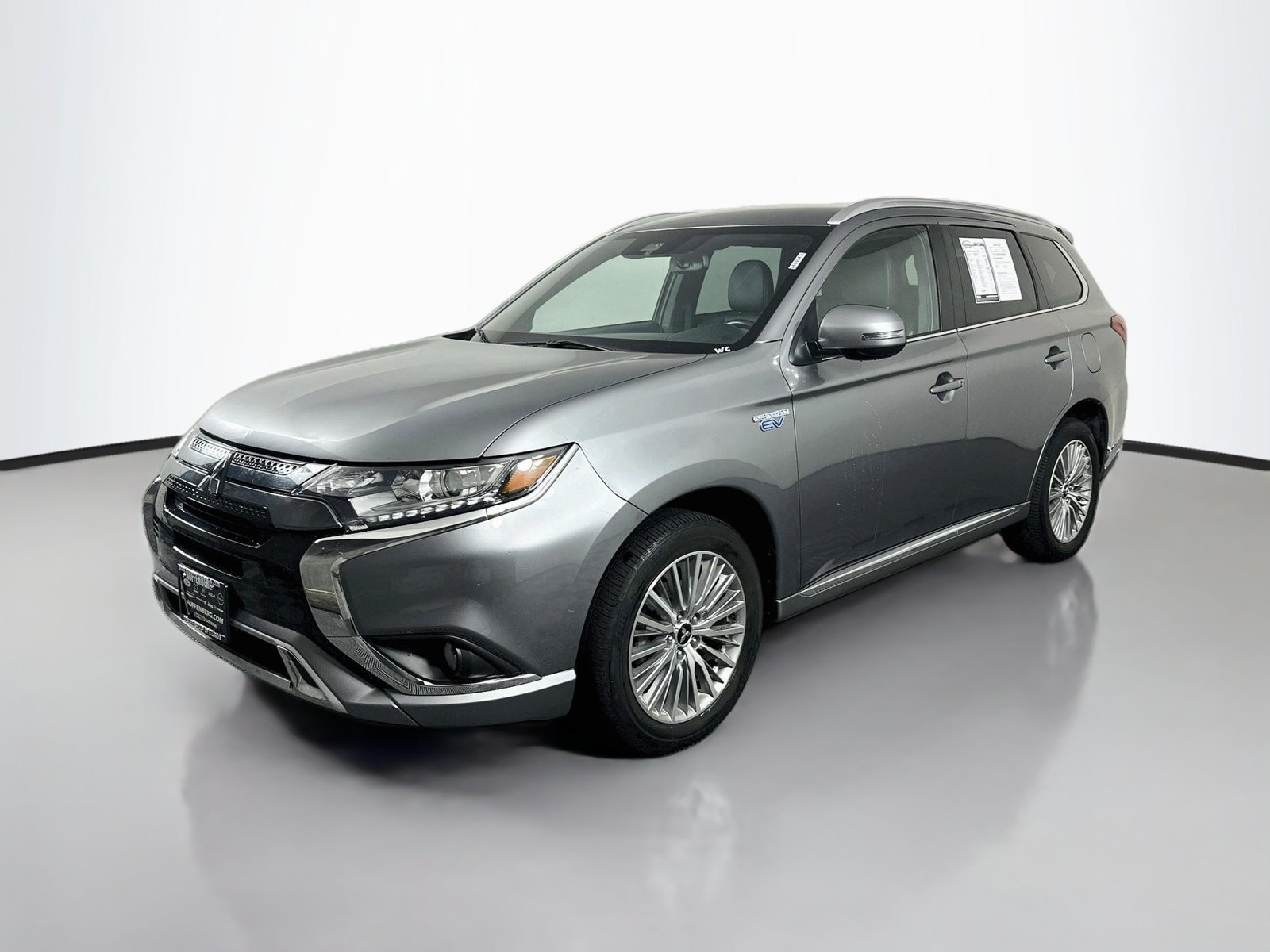 Used 2020 Mitsubishi Outlander SEL AWD/4WD image 3