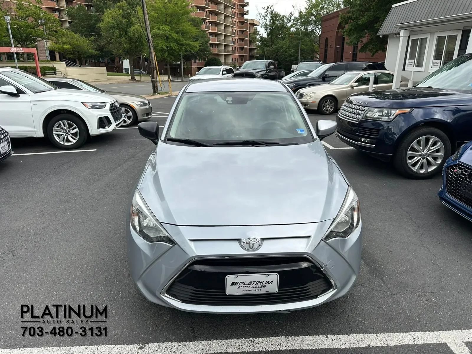 Used 2017 Toyota Yaris iA FWD image 4