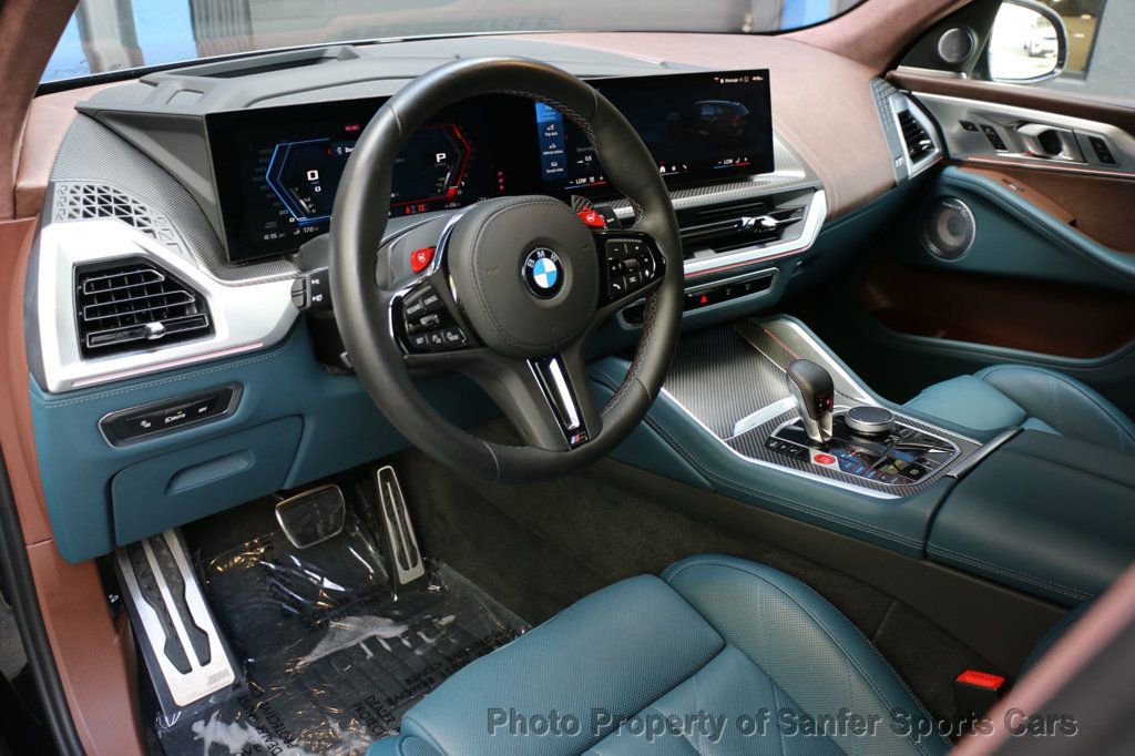 Used 2025 BMW XM image 21