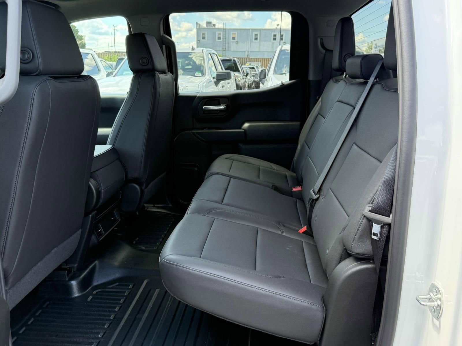 New 2026 Chevrolet Silverado 1500 W/T w/ WT Value Package AWD/4WD image 17