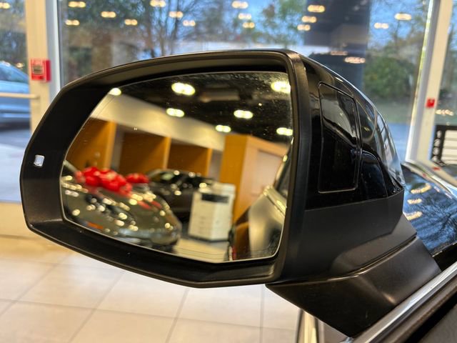 Used 2022 Audi Q5 e Premium Plus w/ Premium Plus Package image 40