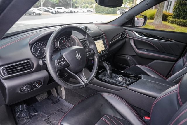 Used 2022 Maserati Levante GT AWD/4WD image 27