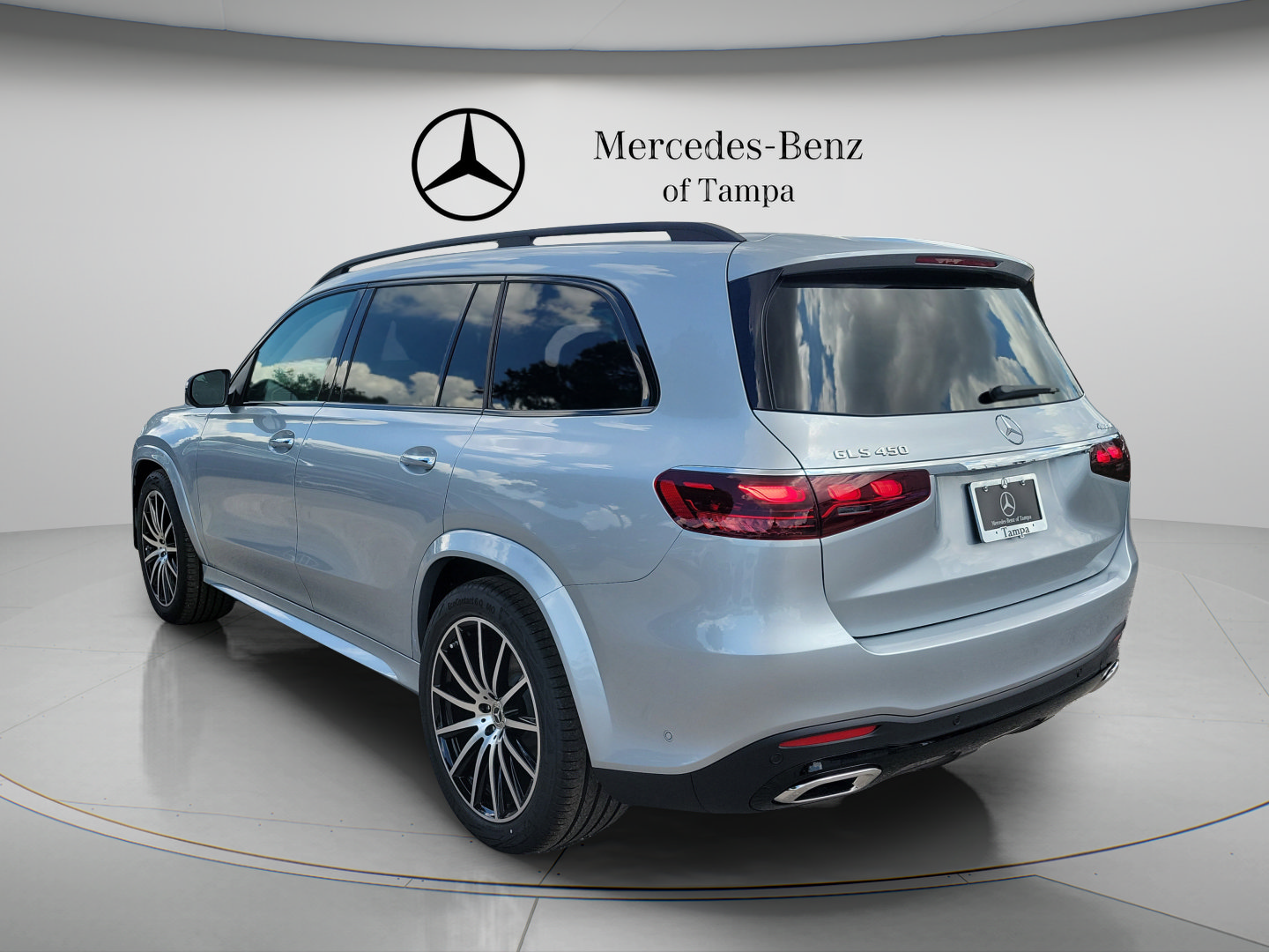 New 2026 Mercedes-Benz GLS 450 4MATIC image 2