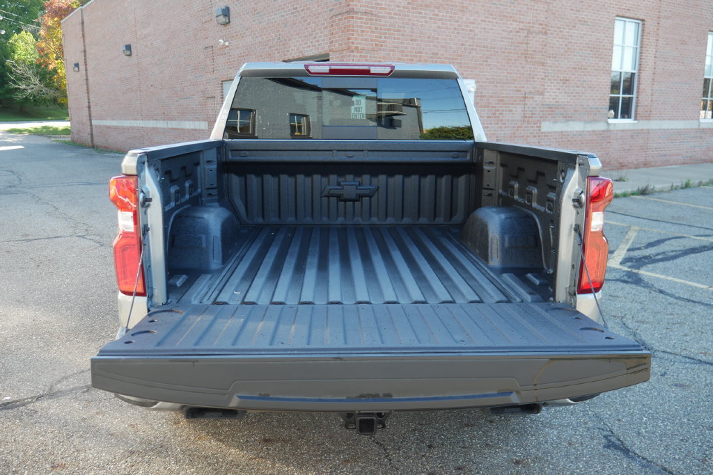 New 2026 Chevrolet Silverado 1500 RST w/ Rally Edition AWD/4WD image 8