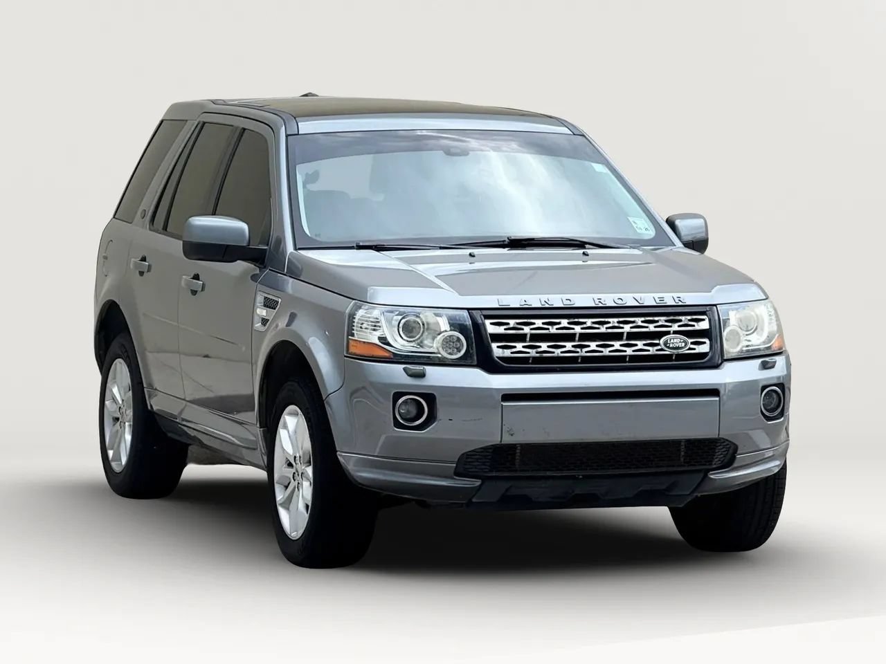Used 2013 Land Rover LR2 HSE LUX AWD/4WD image 1