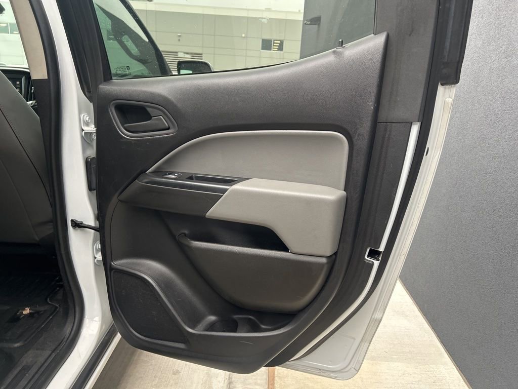 Used 2022 Chevrolet Colorado W/T w/ Custom Special Edition AWD/4WD image 17