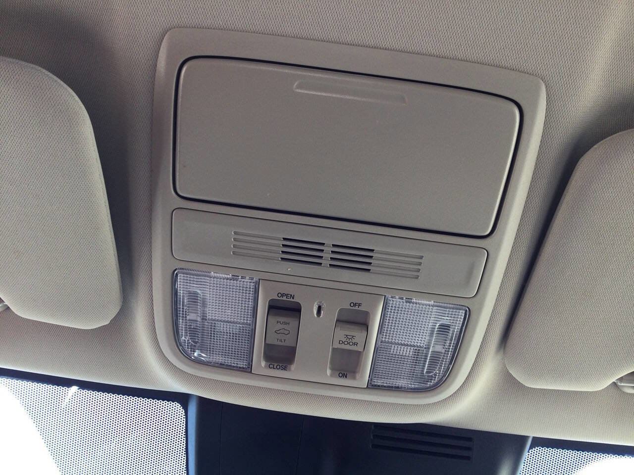 Used 2018 Honda CR-V EX image 45