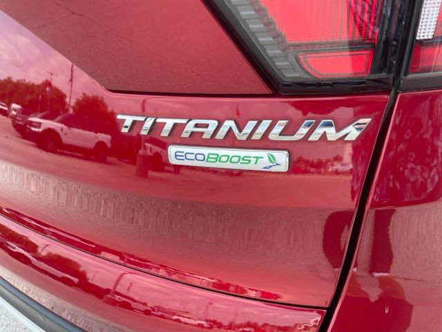 Used 2018 Ford Escape Titanium FWD image 9