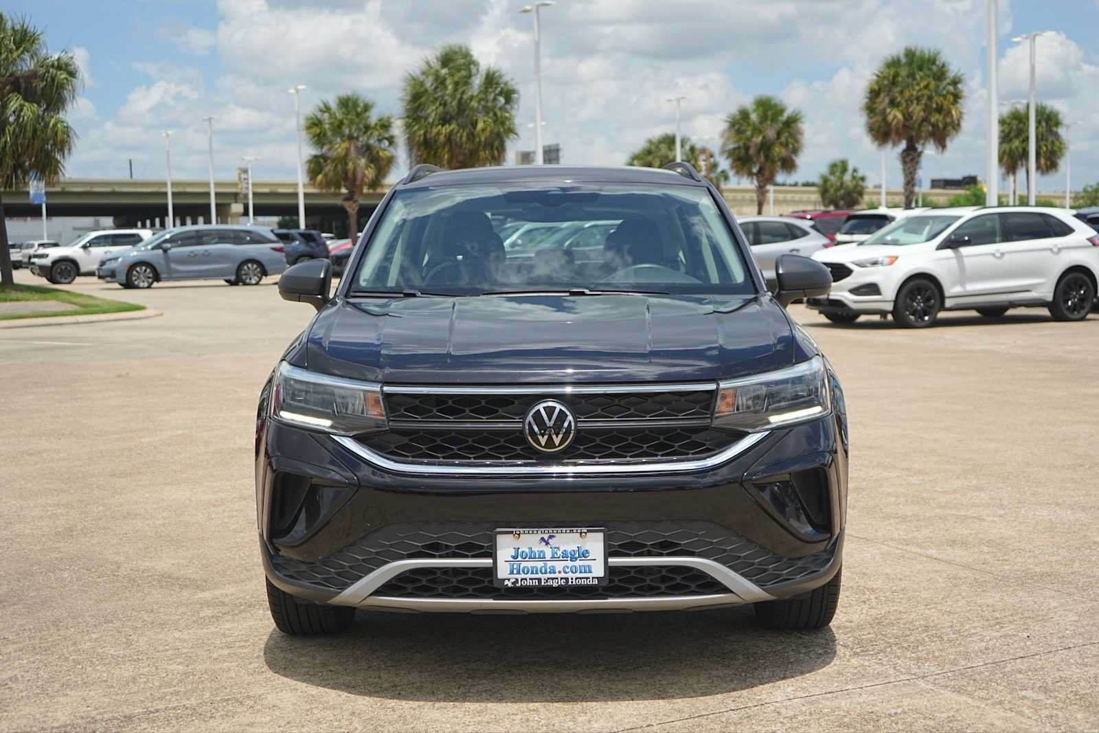 Used 2024 Volkswagen Taos S FWD image 6