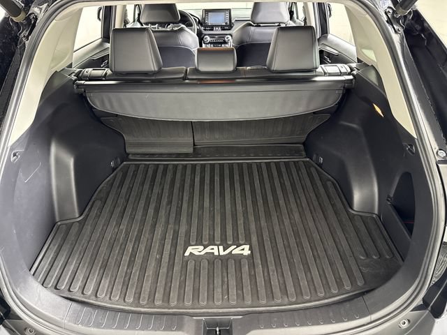 Used 2020 Toyota RAV4 XLE Premium AWD/4WD image 19