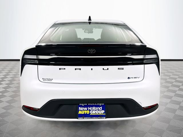 New 2026 Toyota Prius Plug-In Hybrid image 5