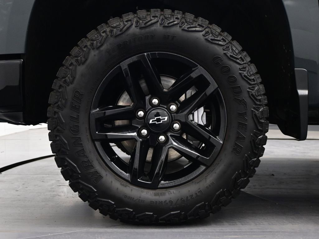 Used 2025 Chevrolet Silverado 1500 LT Trail Boss w/ Convenience Package II image 47