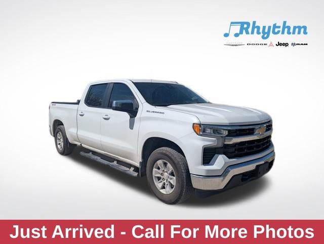 Used 2022 Chevrolet Silverado 1500 LT image 1