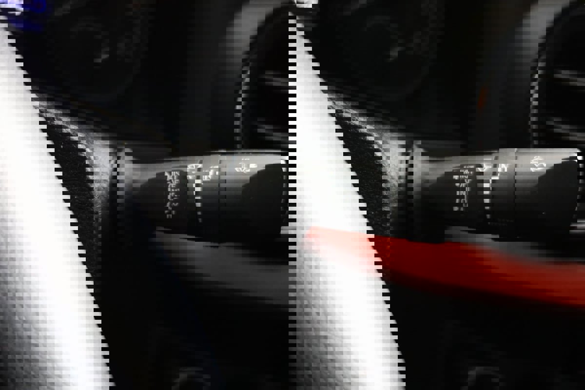 Used 2019 Toyota Tacoma TRD Off-Road image 24