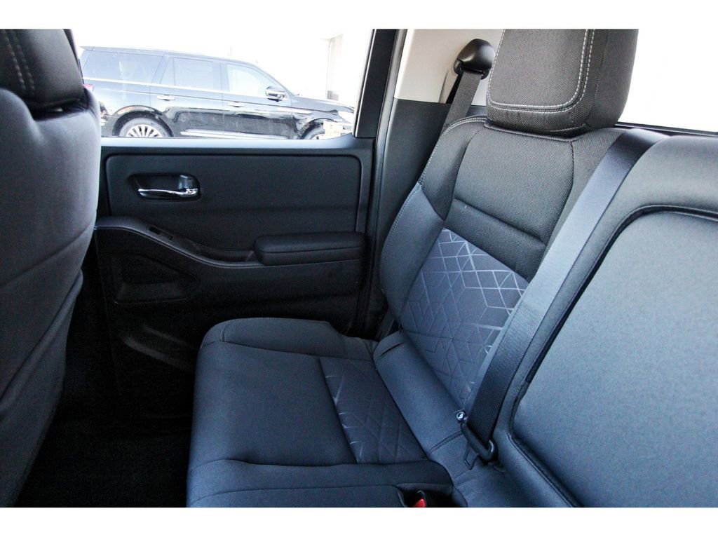 New 2026 Nissan Frontier SV w/ SV Convenience Package image 9