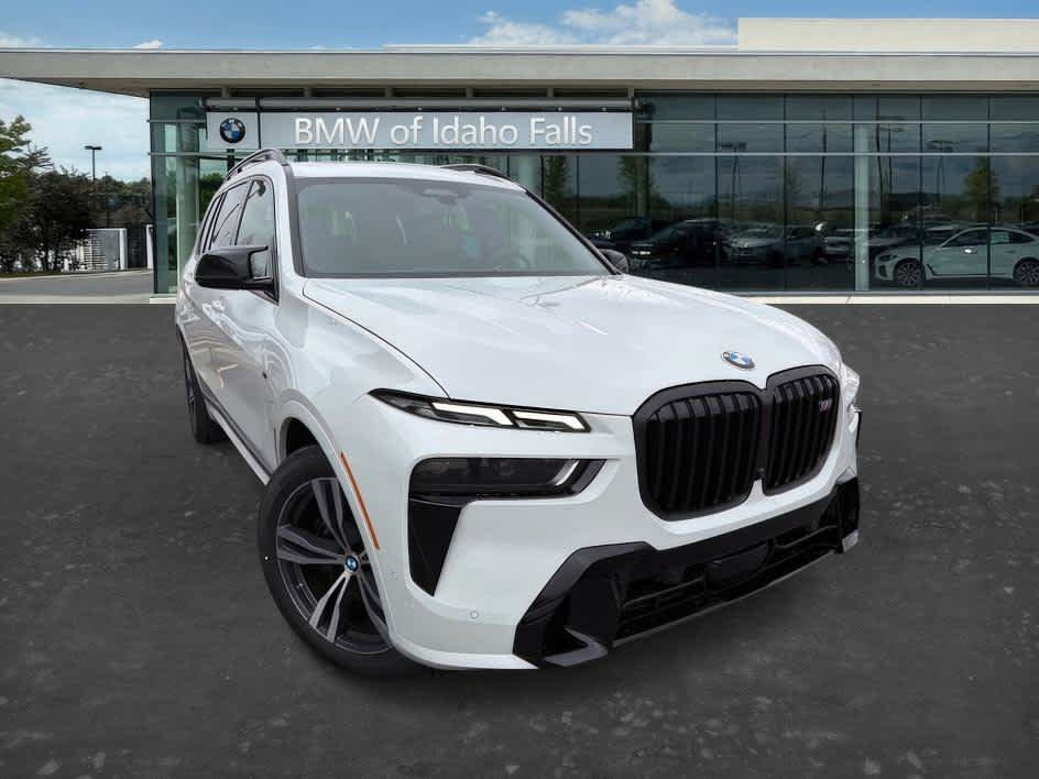 New 2026 BMW X7 M60i