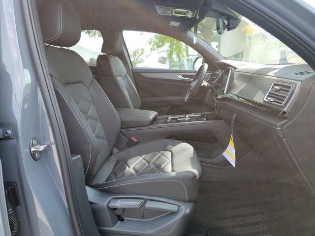 New 2026 Volkswagen Atlas Cross Sport SE image 17