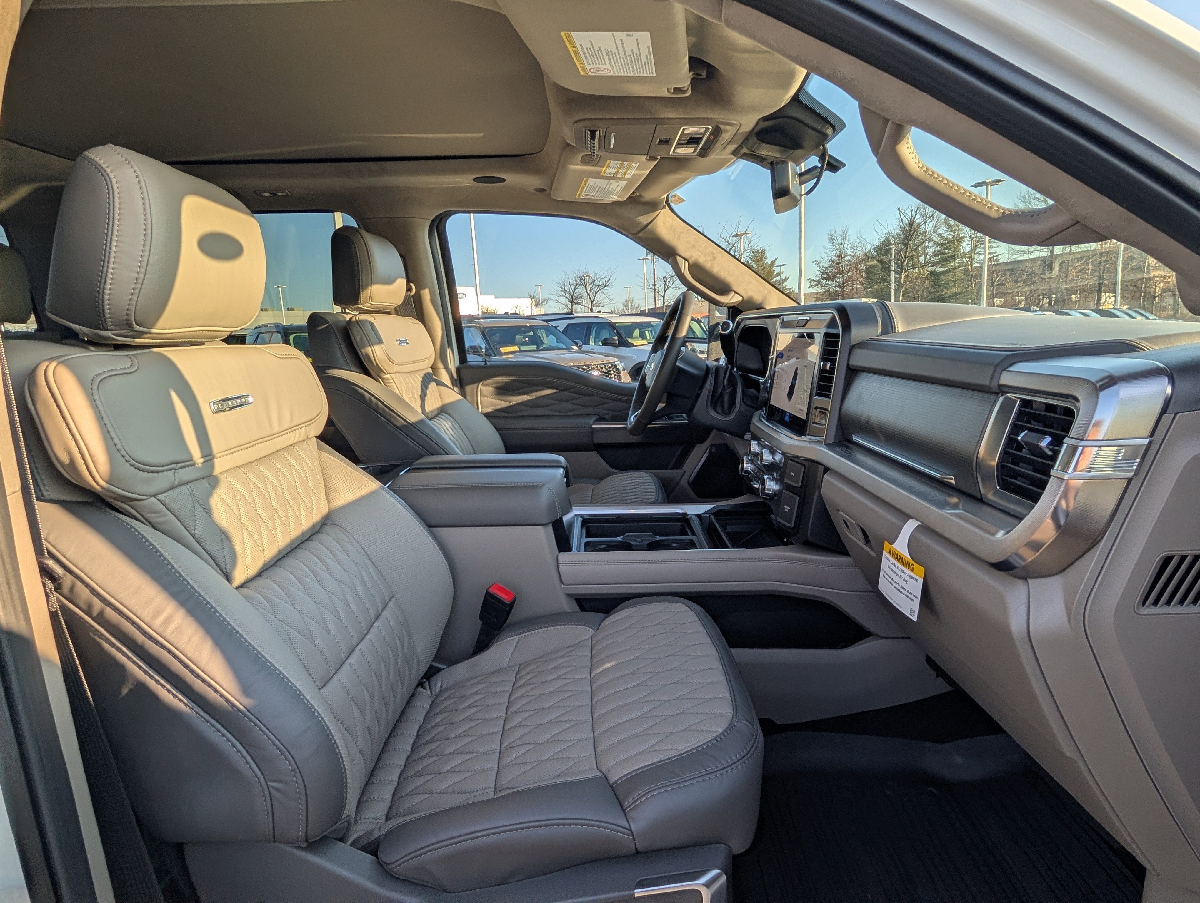 New 2026 Ford F450 Platinum w/ Platinum Plus Package image 8